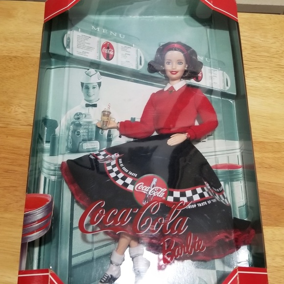 Coca Cola Barbie NIB NWT - Picture 8 of 10